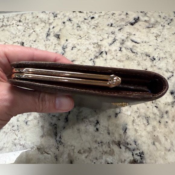 Vivienne Westwood EUC Brown Leather Long Wallet w/Kiss Lock and Gold Logo - Picture 6 of 7